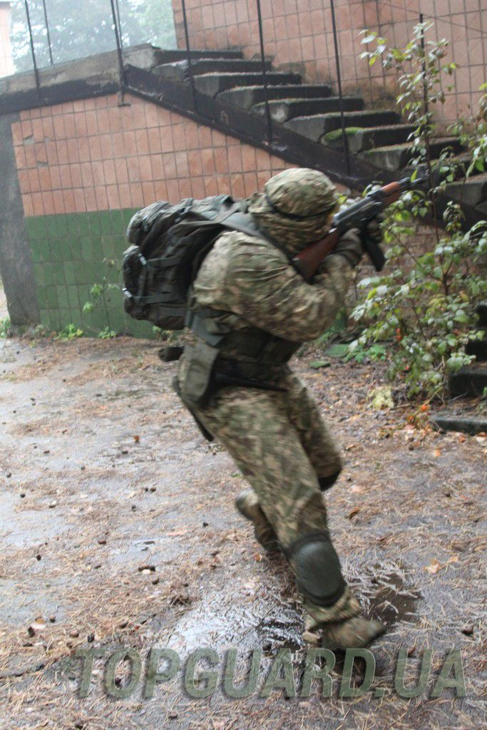 Подготовка охранников и телохранителей TopGuard по современным боевым стандартам, стрелковая подготовка, тактика малых групп, медицина катастроф и работа в условиях повышенного риска
