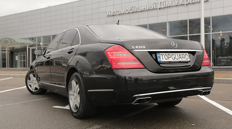 armored vehicle escort, executive protection, secure transport, VIP security services, personal protection, armored mobility
