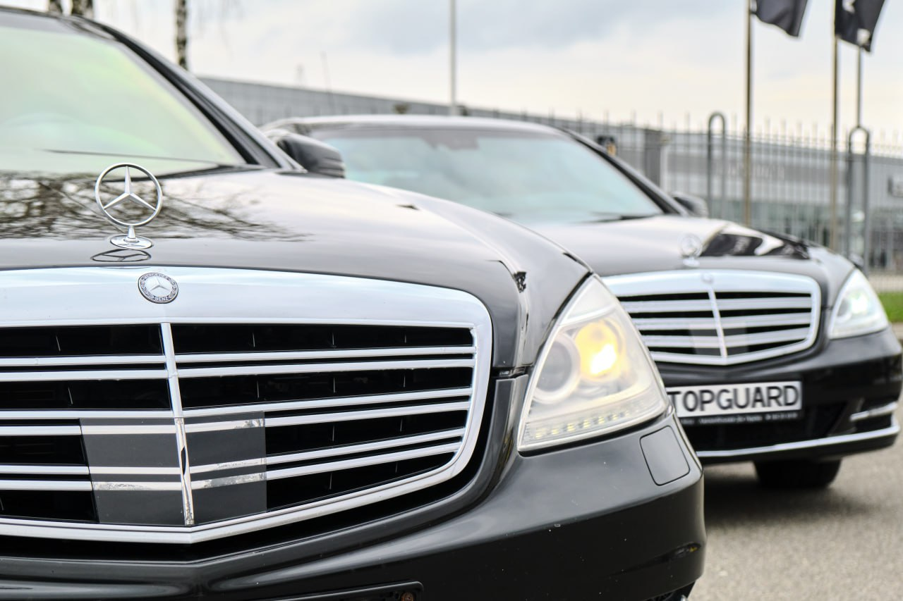 персональна охорона, броньований автомобіль, оренда броньованих авто, особиста безпека, охорона VIP, озброєний супровід, фізична охорона, безпека в Україні, TopGuard Security, охорона бізнесу, супровід у зоні ризику, тактичний транспорт